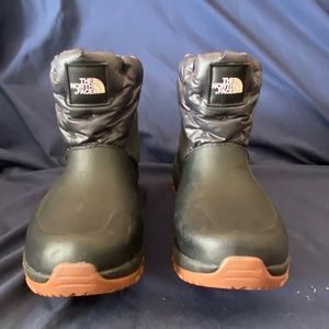 North Face Short Boots